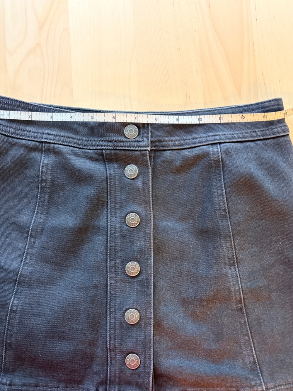 Madewell Denim Black Snap-Front Mini Skirt - Picture 4 of 5